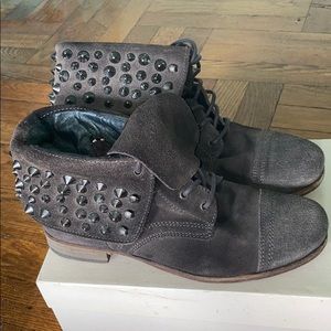 Suede stud Military boots